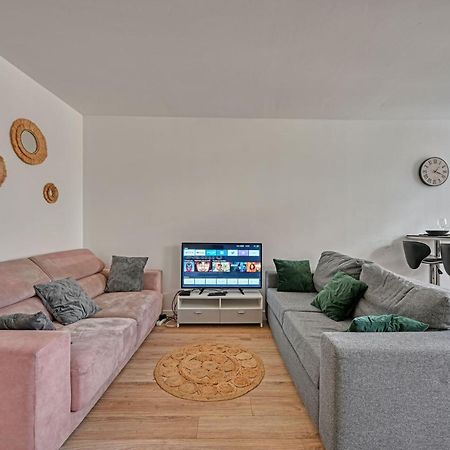 L'Escale -Climatisation- Proche Centrale Tricastin - Wifi - Netflix - Parking Gratuit Lapalud Luaran gambar